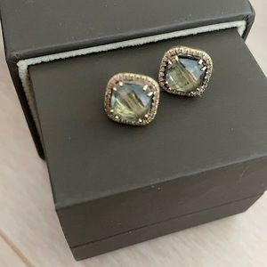 Suzanne Kalan gold earrings with halo and green stone